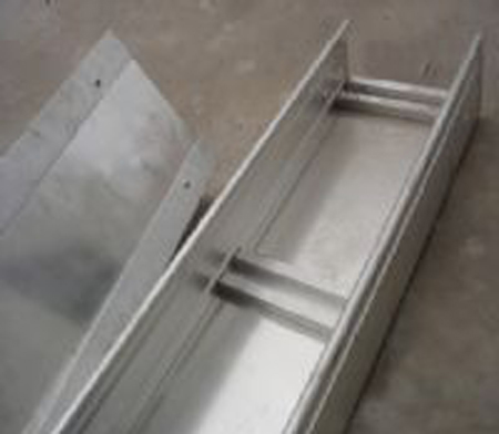 冬季安裝電纜橋架應(yīng)該注意什么？邯鄲電纜橋架廠來(lái)分析